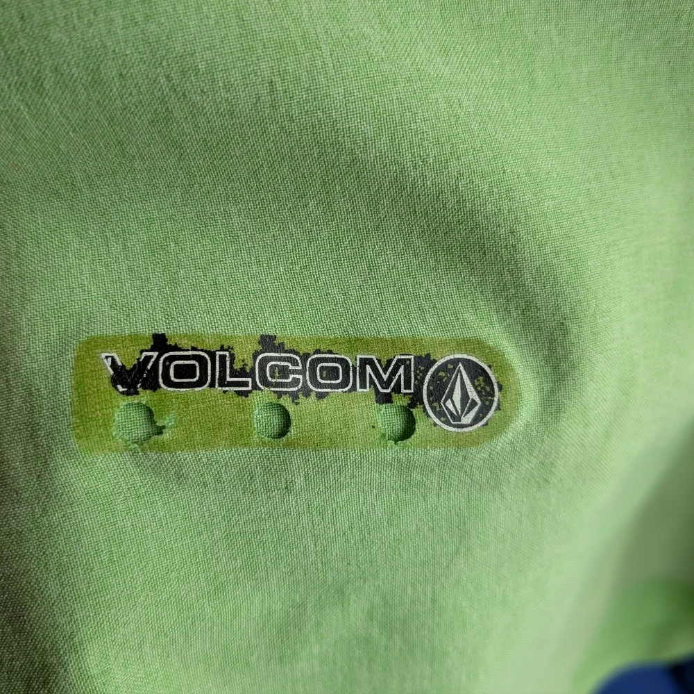 Volcom hit water
